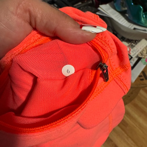 Lululemon Forme Jacket in Light Flare and Classic Inkwell size 6 - Picture 9 of 9